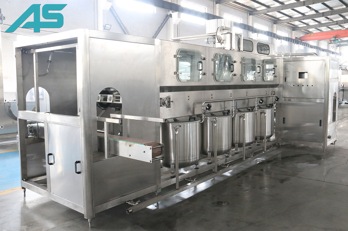 湖北小型桶裝水自動(dòng)生產(chǎn)線